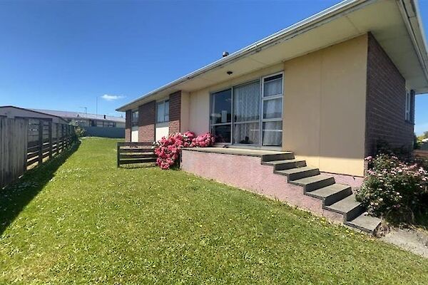 Kew, 3 bedrooms, $440 pw